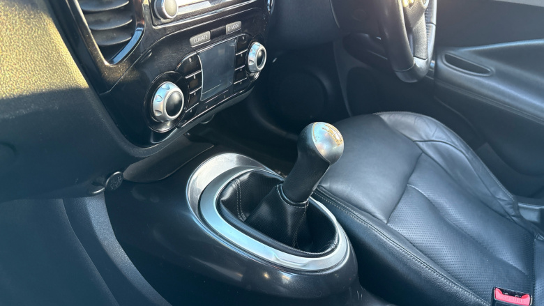 Nissan Juke 1.6 [112] Tekna 5dr [Bose] Petrol Hatchback